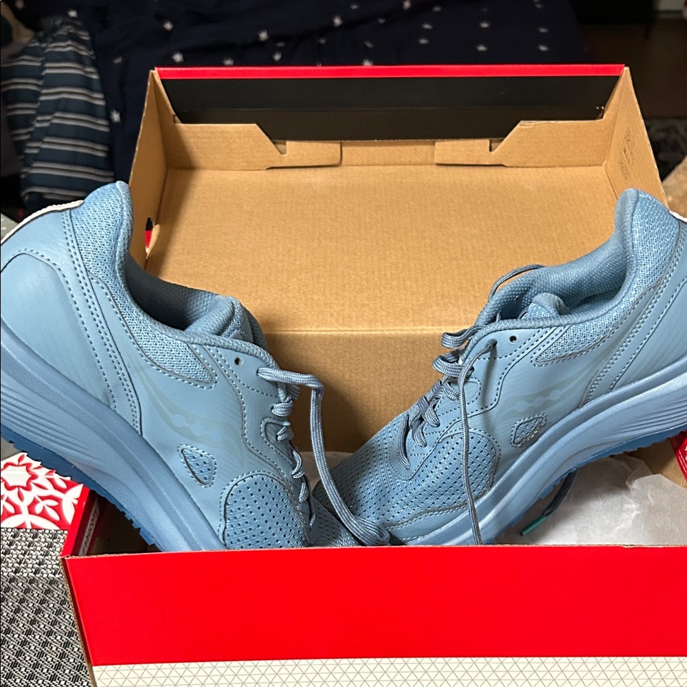 Saucony Sky Blue Running Shoes